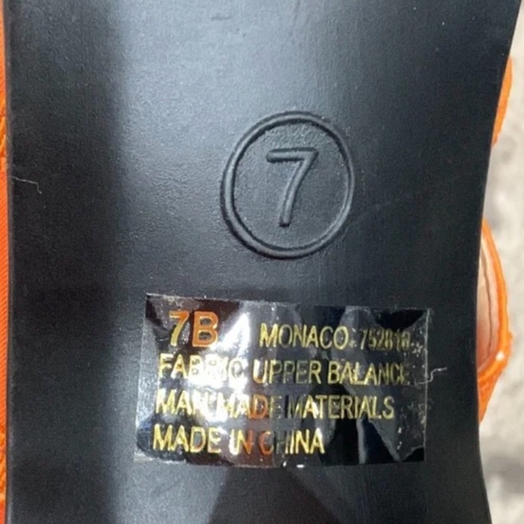 ORANGE HEELS - Picture 7 of 8